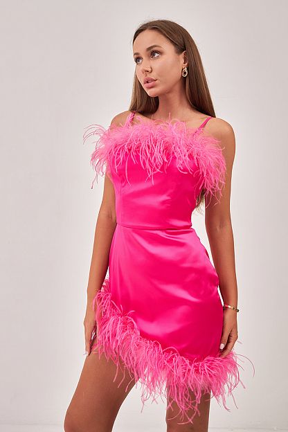 Корсетное платье с перьями из плотного атласа розовое