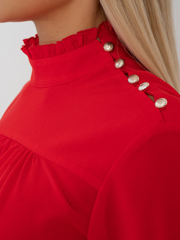 Блуза цвет красный с пуговицами
