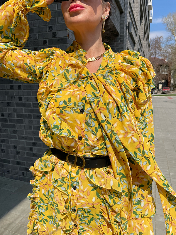 Платье (2в1) цвет желый принт листья с рюшами и бантом