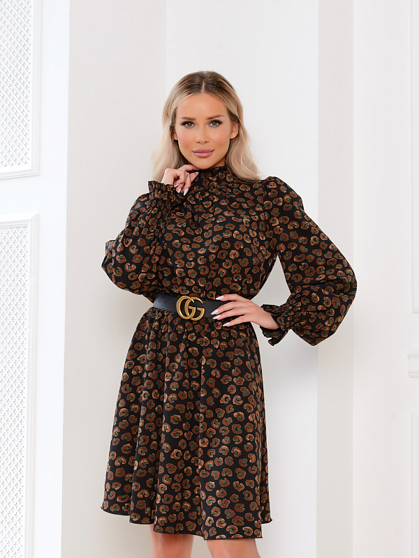 Платье на резинке черное принт коричневый леопард